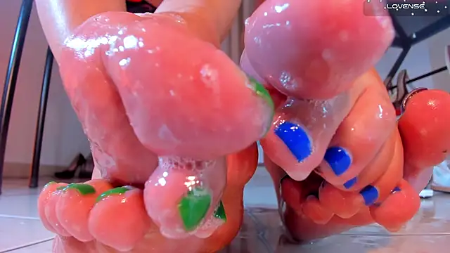 Snapshot of Katherinlevinee1 chatting on October 2025 12:12:02 AM Katherinlevinee1 online show from October 2025 12:12:02 AM