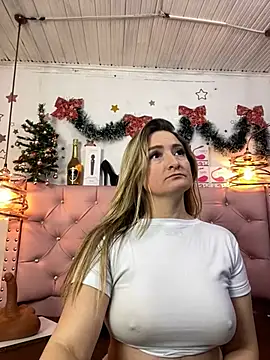 Snapshot of antonella87 chatting on December 2024 02:52:01 AM antonella87 online show from December 2024 02:52:01 AM
