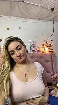 Snapshot of antonella87 chatting on January 2025 04:16:02 AM antonella87 online show from January 2025 04:16:02 AM