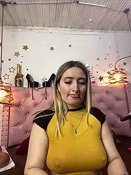 Snapshot of antonella87 chatting on March 2025 01:03:02 AM antonella87 online show from March 2025 01:03:02 AM
