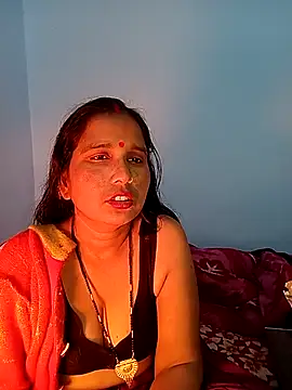 reemacouple007 online show from December 2025 05:41:01 PM