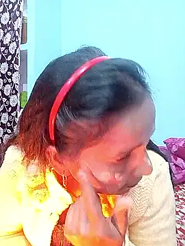 reemacouple007 online show from January 2026 07:01:02 AM