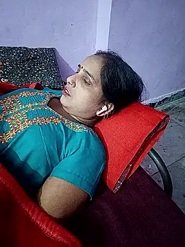 reemacouple007 online show from March 2026 08:45:02 PM