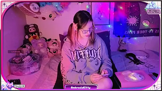 AmbrosiaKitty online show from May 2026 10:44:01 AM