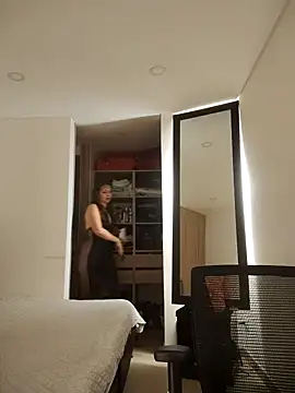 tata laima   online show from October 2025 02:40:01 PM