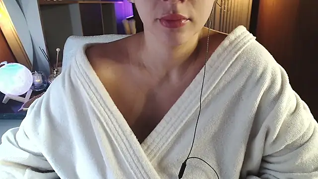 AnnaClaraunica online show from January 2025 10:39:02 AM