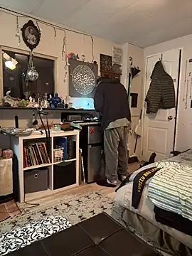 BobbyQ29 online show from February 2026 01:18:02 PM