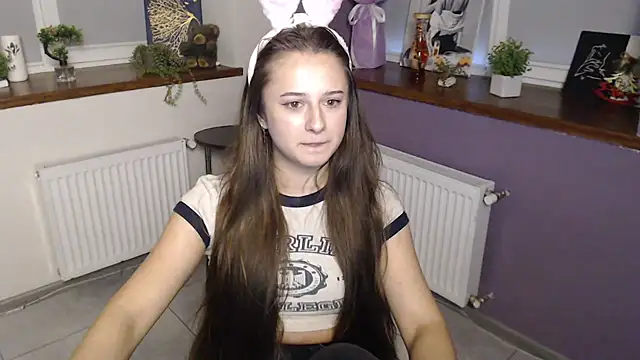 Snapshot of Caramel_bunny chatting on January 2025 04:27:01 PM Caramel bunny online show from January 2025 04:27:01 PM