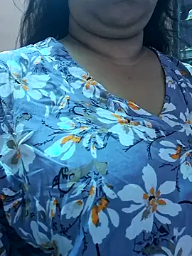 Ravina patil1 online show from January 2025 01:42:02 PM