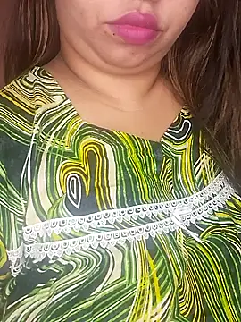 Ravina patil1 online show from February 2025 10:29:01 AM