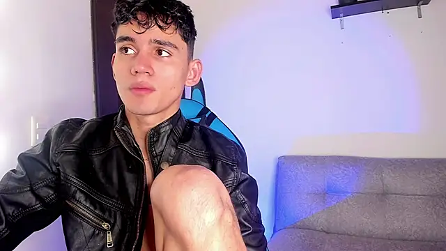 EstebanPerez  online show from January 2025 12:52:01 PM
