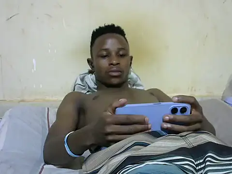 Snapshot of swthairydic chatting on November 2025 09:15:01 PM swthairydic online show from November 2025 09:15:01 PM