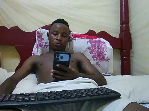 Snapshot of swthairydic chatting on June 2026 08:17:01 AM swthairydic online show from June 2026 08:17:01 AM