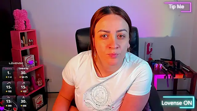 sara goodgirl13 online show from February 2025 10:26:02 PM