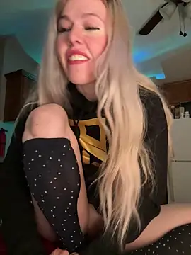 Snapshot of propertyofdaddy chatting on November 2025 03:06:01 AM propertyofdaddy online show from November 2025 03:06:01 AM