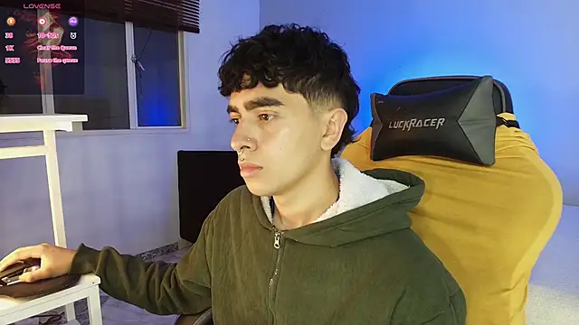 Snapshot of _nickconnor01 chatting on October 2025 12:42:02 AM nickconnor01 online show from October 2025 12:42:02 AM