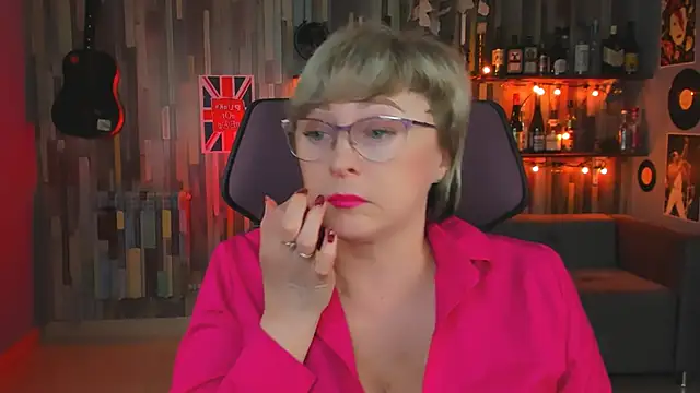sugar vivien online show from December 2024 03:30:01 PM