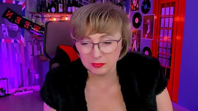 sugar vivien online show from October 2025 01:14:01 PM