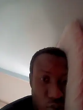 Snapshot of alexxssy chatting on September 2025 05:26:02 PM alexxssy online show from September 2025 05:26:02 PM