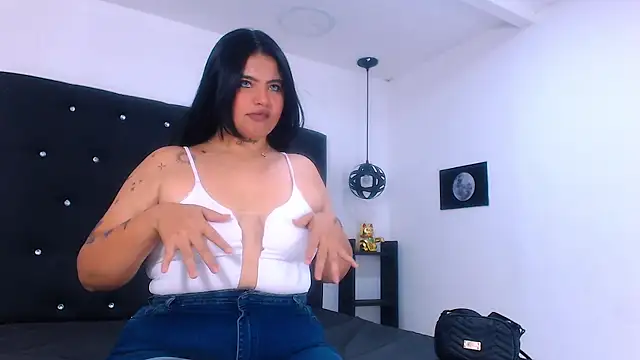 Mels  online show from December 2024 07:32:02 PM