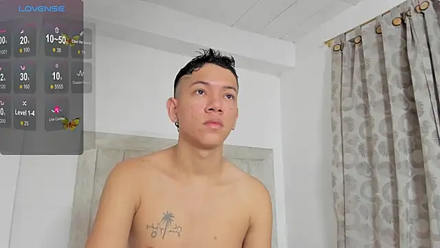 JulianRose 1 online show from January 2025 10:54:01 AM