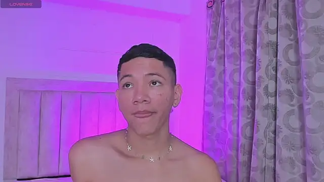 JulianRose 1 online show from January 2025 02:02:02 PM