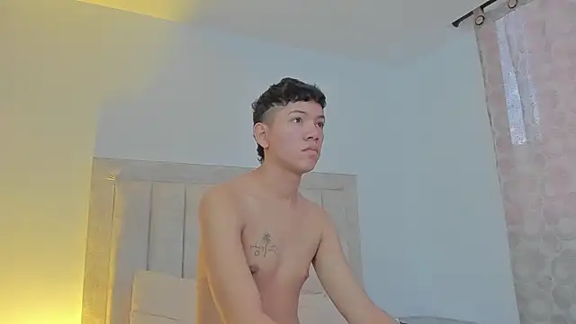 JulianRose 1 online show from February 2025 11:30:02 AM