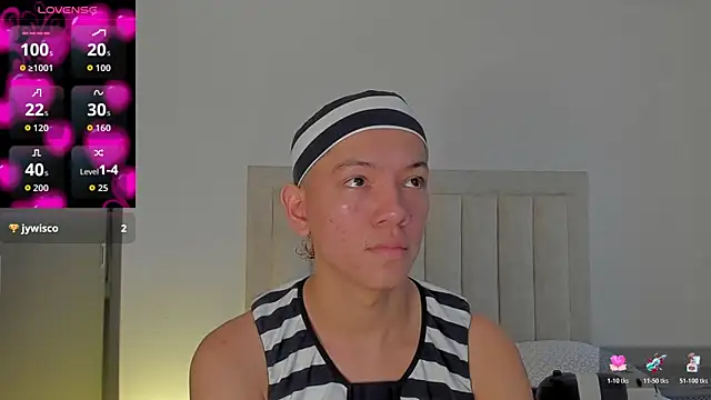 JulianRose 1 online show from October 2025 12:06:01 PM