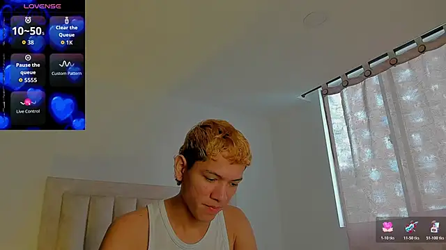 JulianRose 1 online show from November 2025 01:09:02 PM