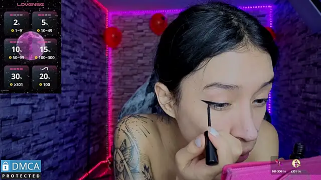 Snapshot of BellaOdisea chatting on October 2025 08:06:02 PM BellaOdisea online show from October 2025 08:06:02 PM