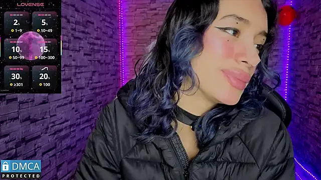 Snapshot of BellaOdisea chatting on October 2025 07:25:02 PM BellaOdisea online show from October 2025 07:25:02 PM