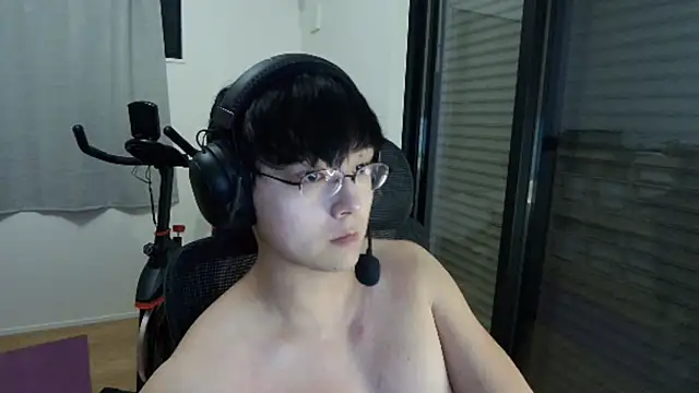 Snapshot of Tkcqcc chatting on September 2025 04:12:02 PM Tkcqcc online show from September 2025 04:12:02 PM