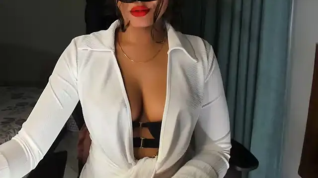 Bad Girl Kayra69 online show from January 2025 06:04:02 PM