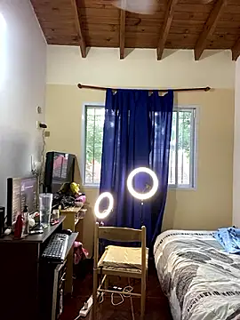 FlorBich online show from December 2024 10:12:01 PM