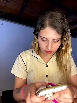 FlorBich online show from January 2026 08:34:01 PM