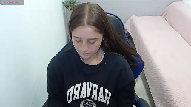 valerie diaz1 online show from March 2026 01:07:02 PM