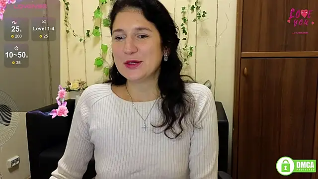 Alianna Solo Kisses online show from October 2025 11:28:02 AM