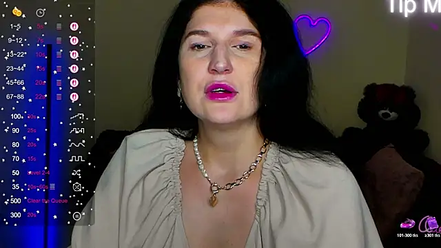 Snapshot of Alianna_Solo_Kisses chatting on June 2026 10:43:02 AM Alianna Solo Kisses online show from June 2026 10:43:02 AM
