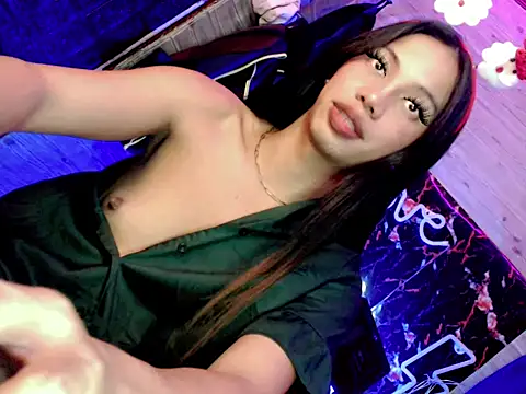 whiteladyboy online show from December 2025 04:19:01 AM