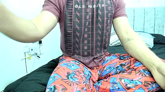 Valerioe online show from March 2025 02:43:01 AM