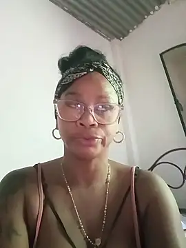 Melanie candy  online show from January 2026 06:57:02 PM