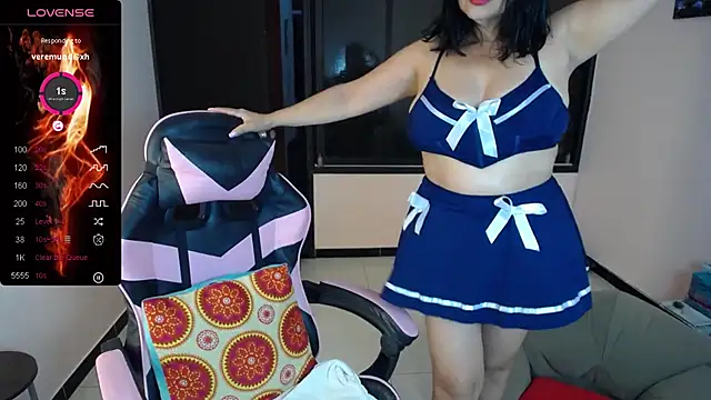 paolagomez  online show from July 2026 08:59:01 PM
