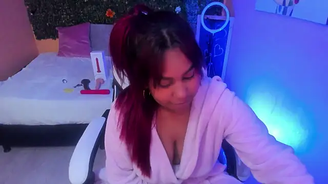 Lizzie Williams  online show from January 2025 07:15:01 AM