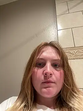 PhatAssBlond online show from December 2024 06:01:01 AM