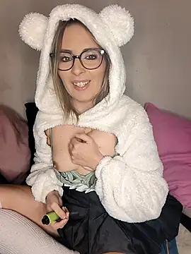 Jade Emeraud online show from March 2026 08:38:02 PM