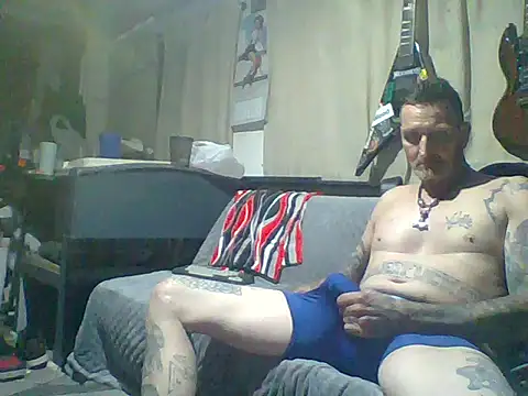 Snapshot of 2Hot2gether69 chatting on October 2025 01:47:02 PM 2Hot2gether69 online show from October 2025 01:47:02 PM