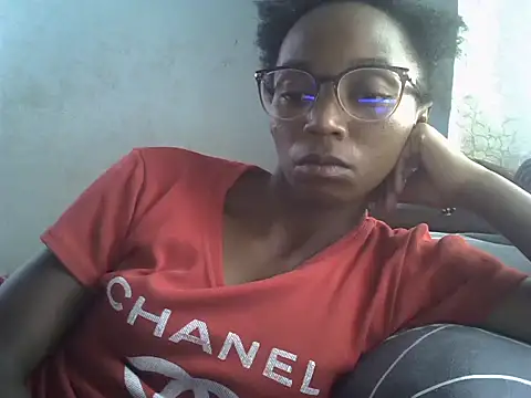 ElianeHot online show from April 2026 02:04:02 PM