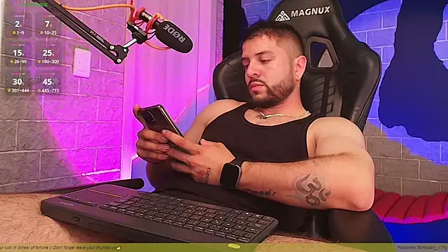 Snapshot of TomSloan_ chatting on February 2025 05:35:01 PM TomSloan online show from February 2025 05:35:01 PM
