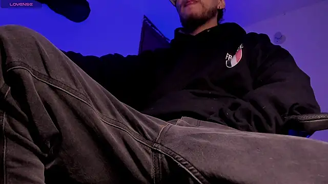 s sven03 online show from February 2026 07:14:02 AM