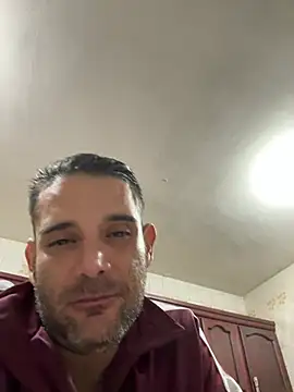 Snapshot of kevinbolena chatting on January 2025 02:17:01 AM kevinbolena online show from January 2025 02:17:01 AM
